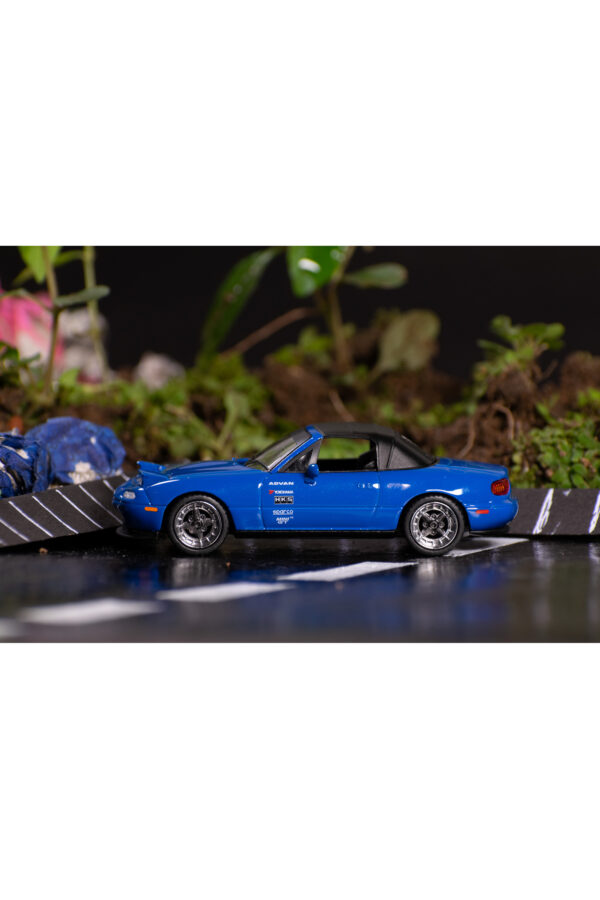 JDM Legends 2-Pack: Classic Mazda Miata & Modern Toyota GR Supra