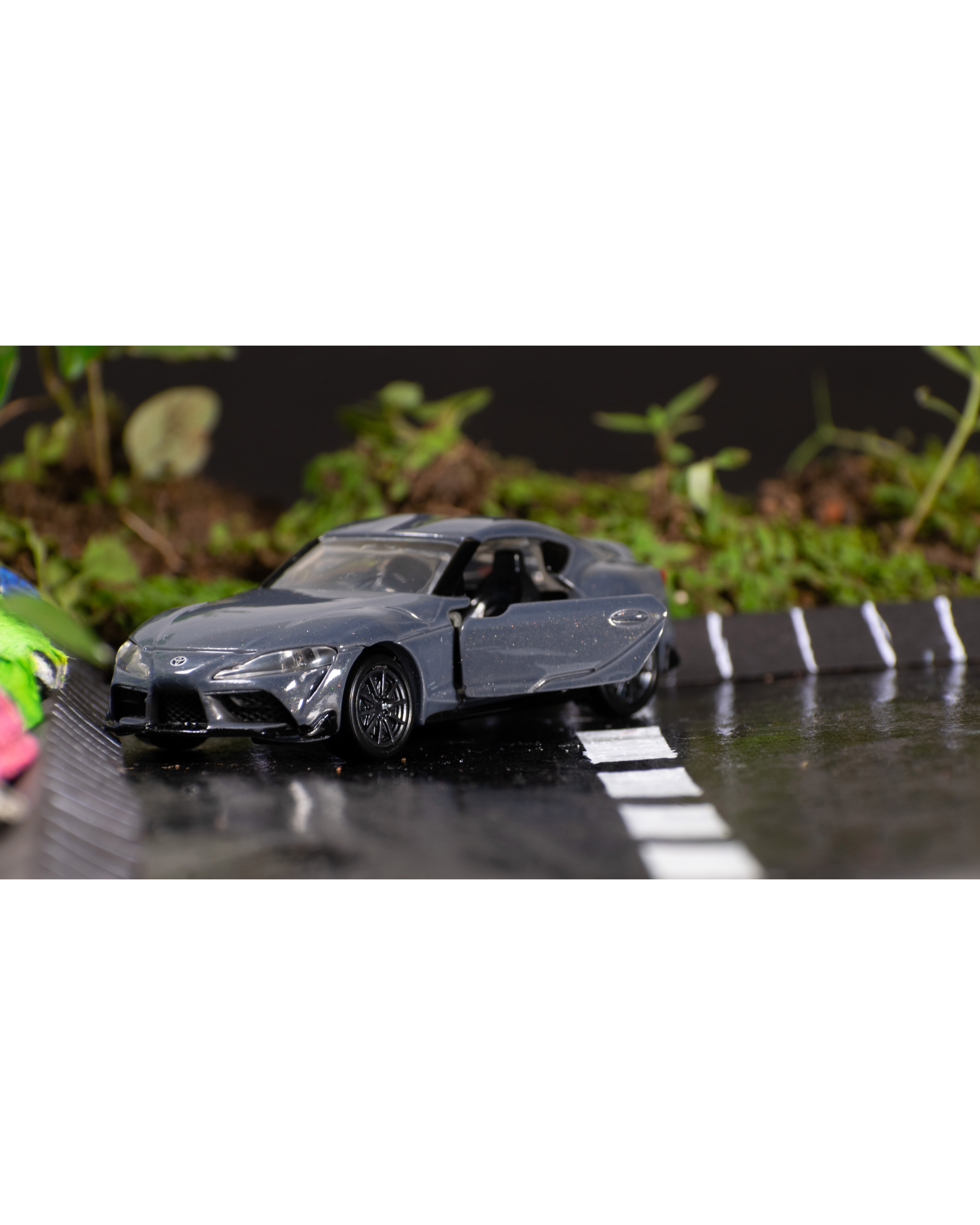 JDM Legends 2-Pack: Classic Mazda Miata & Modern Toyota GR Supra